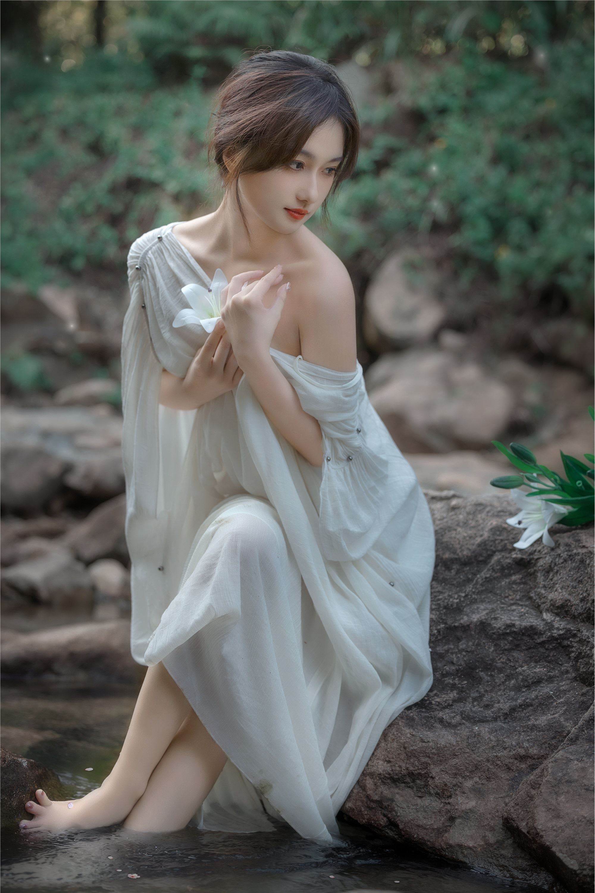 YITUYU艺图语 2025.01.02 溪边情思 大歪歪哥